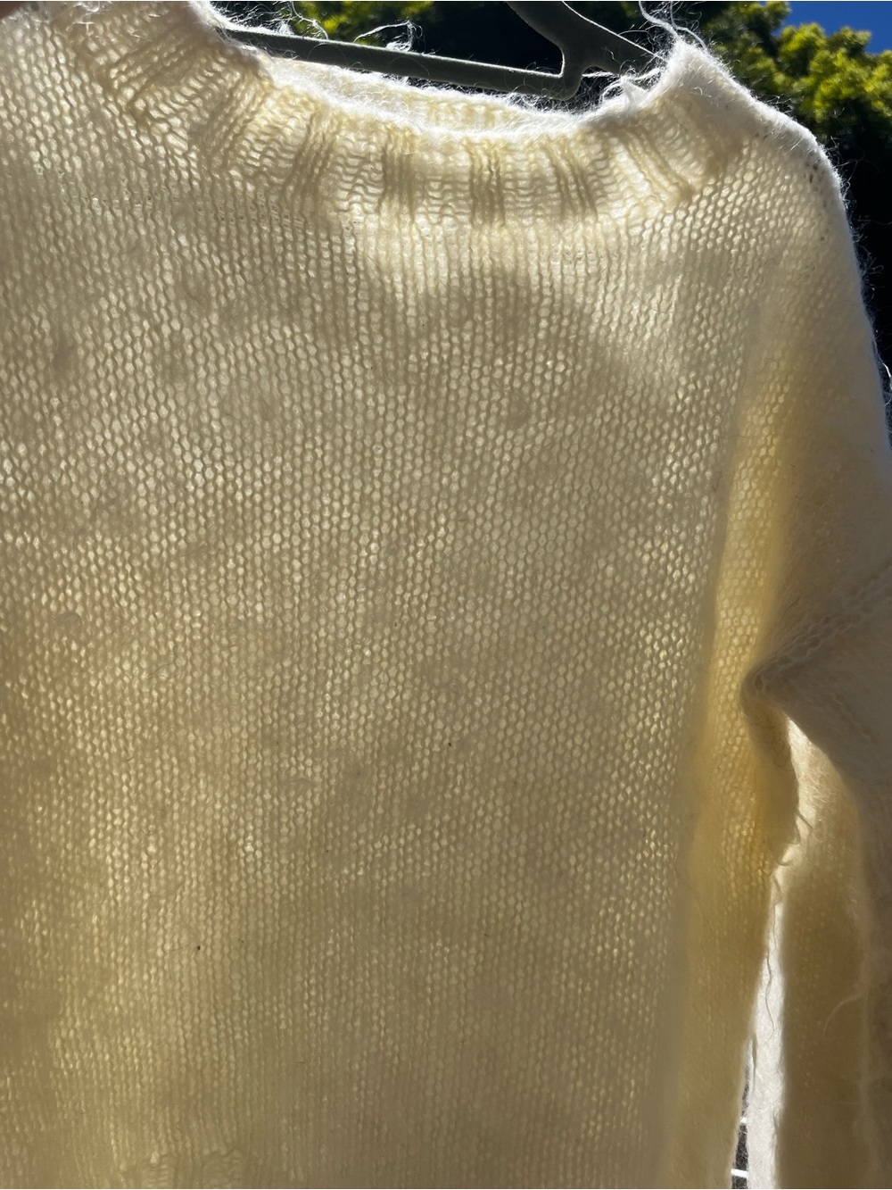 Vintage 90s Mohair Cozy Cream Fuzzy Knit Sweater - Women's Crewneck - Picture 5 of 7